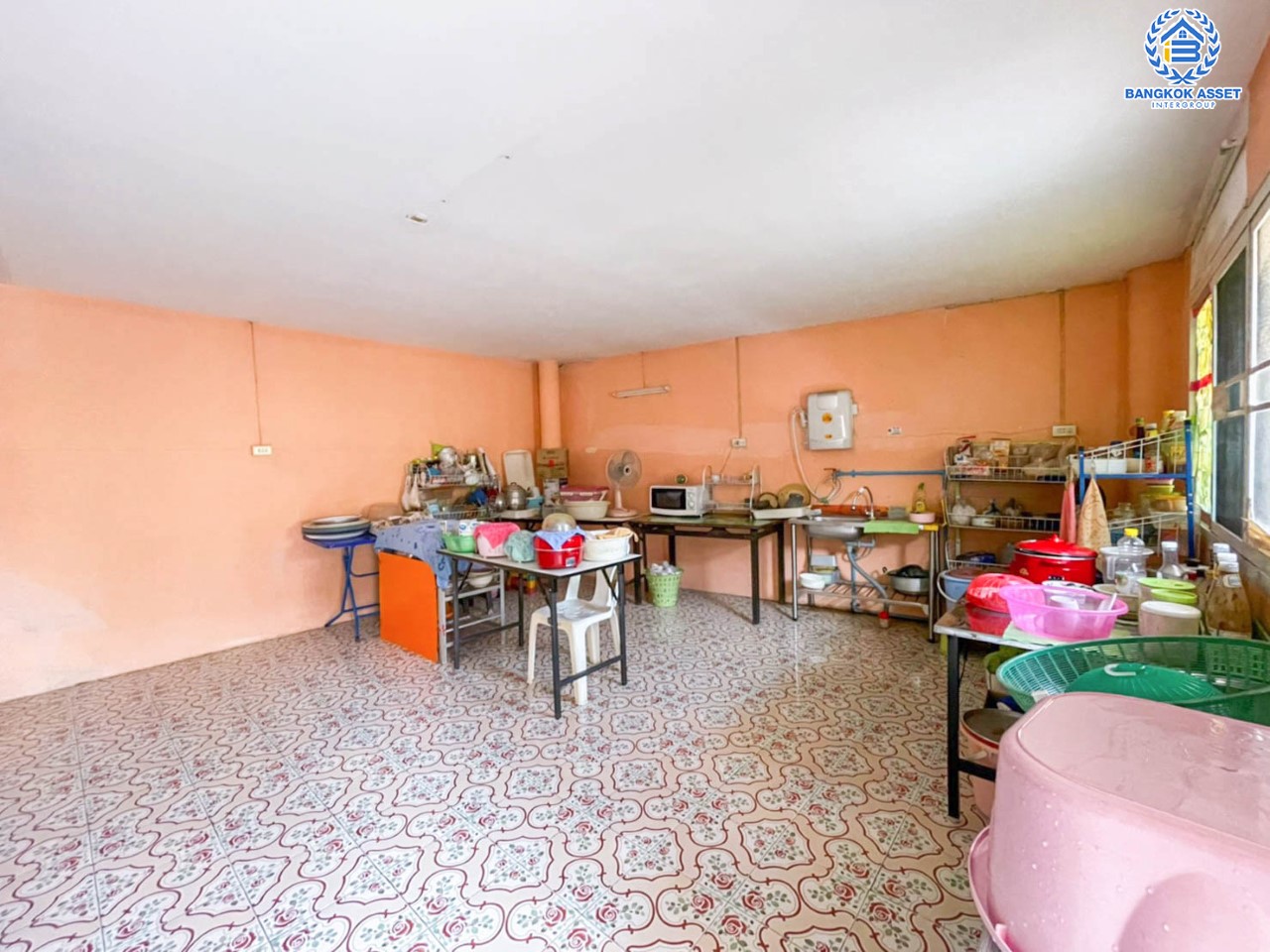 *****ทาวน์เฮ้าส์มือสองย่านนนทบุรี ม.เจ้าพระยา รัตนาธิเบศร์ หลังมุม เนื้อที่ 46.90 ตร.ว. มาพร้อมฟังก์ชัน 2 ห้องนอน 2 ห้องน้ำ บ้านพร้อมเข้าอยู่พื้นที่เยอะบนทำเลดีที่สุด เชื่อมต่อหลายเส้นทาง เพียง 5 นาทีถึง MRT สายสีม่วง "สถานีบางพลู" ใกล้จุดขึ้นทางด่วน "กาญจนาภิเษก"